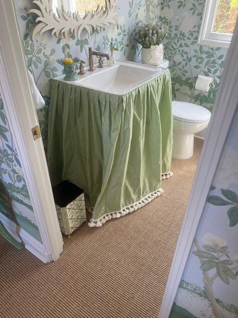 Pedestal Sink Skirt