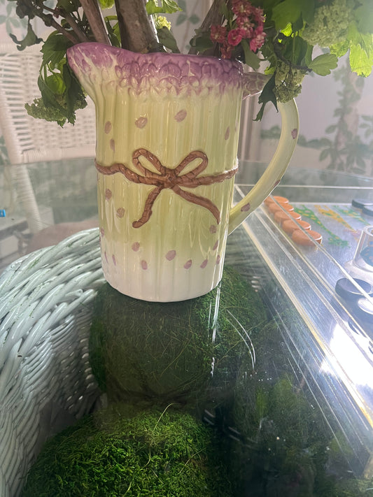 Asparagus Pitcher