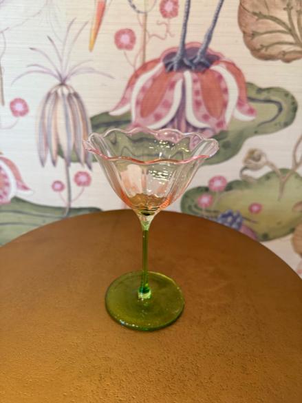 Green Stem Coupe with Ruffled Pink Rim (Set of 4 Coupes)