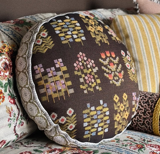Rounded Pillow